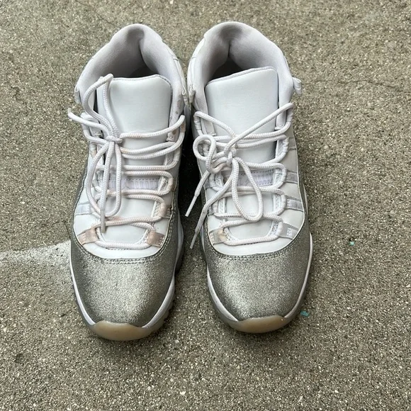 Nike Air Jordan 11 metallic Silver glitter - Picture 1 of 10